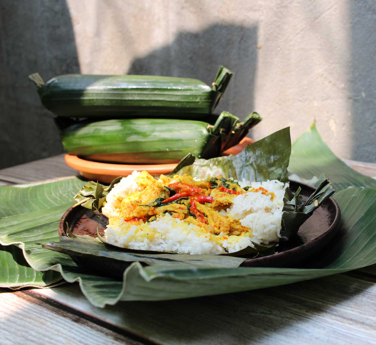 Nasi Bakar Ayam Suwir Homemade: Lebih Harum dari Restoran