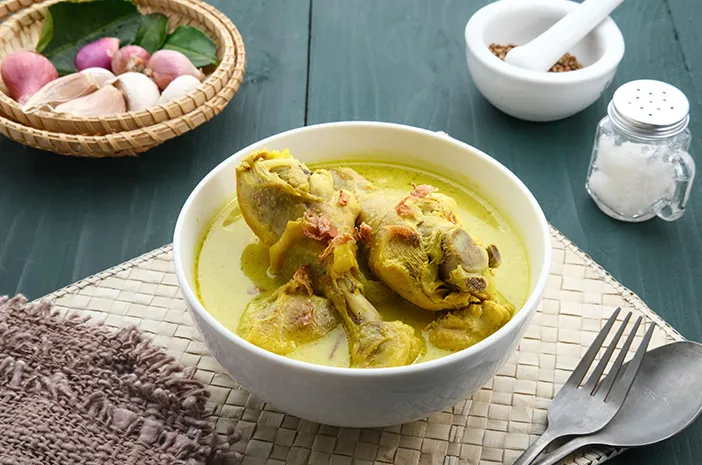 Opor Ayam Tanpa Drama: Resep Simpel, Rasa Sultan!